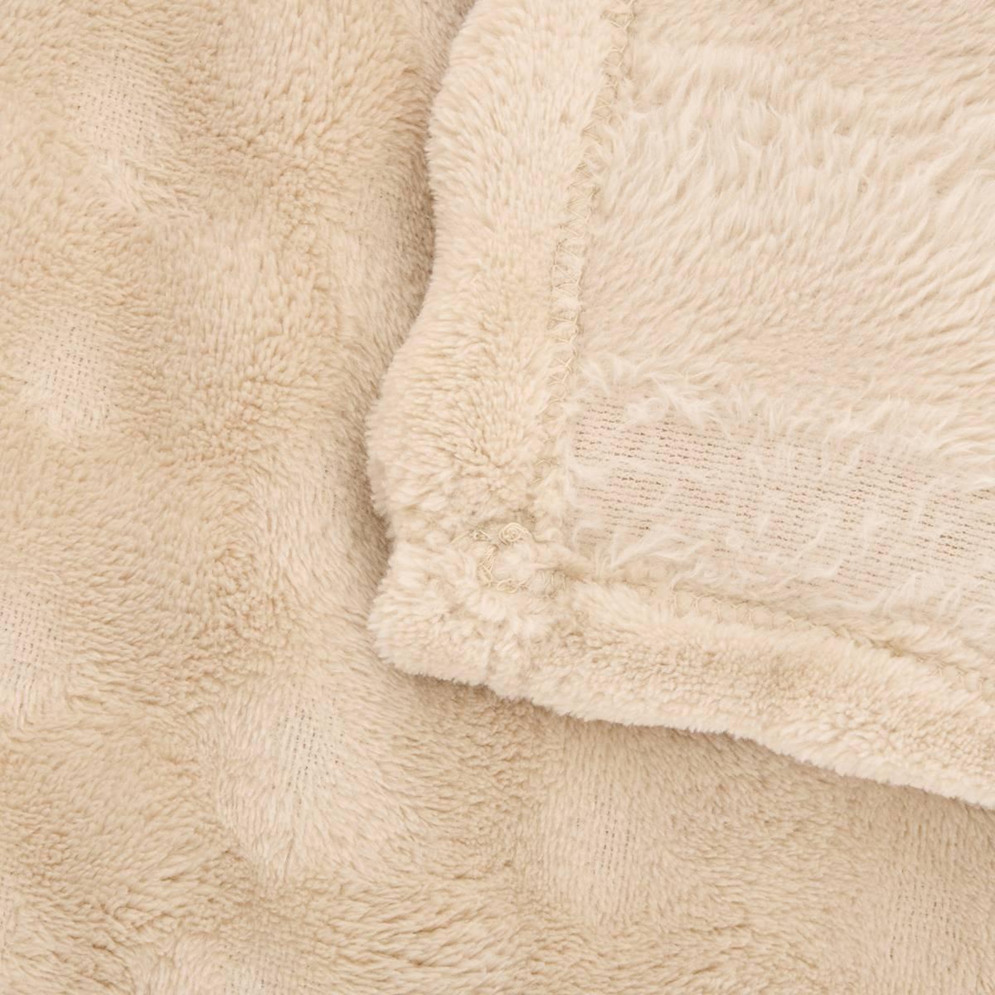 Voir la diapositive 2 : ATMOSPHERA Plaid ondulé uni  zephy  125x150cm beige lin