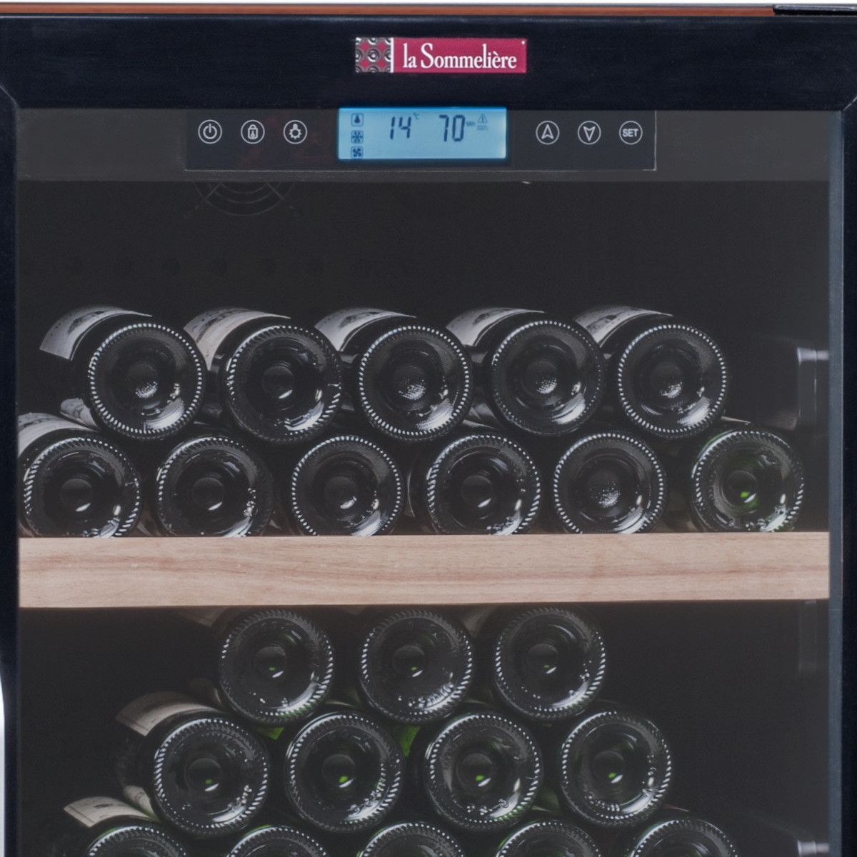 LA SOMMELIERE Cave de vieillissement CTVE 142A, 149 Bouteilles, 44 dB, Porte Vitrée