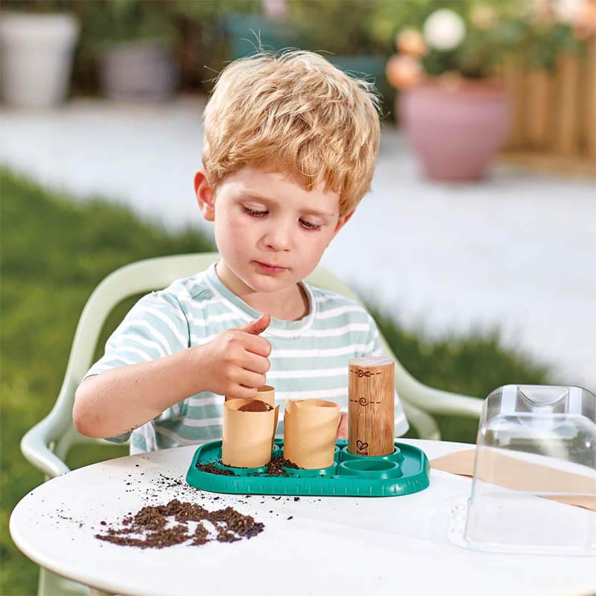 Voir la diapositive 3 : Hape Serre pour apprentis jardiniers