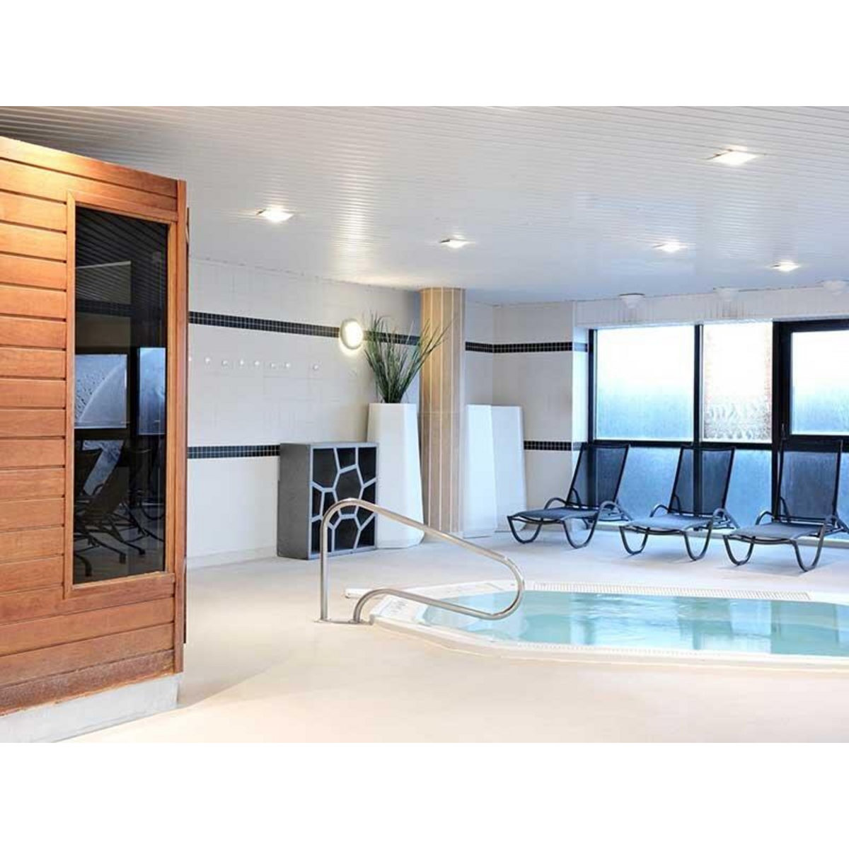 Smartbox Thalazur Ouistreham 4* : 2 jours avec petit déjeuner et accès à l'Espace spa marin - Coffret Cadeau Séjour