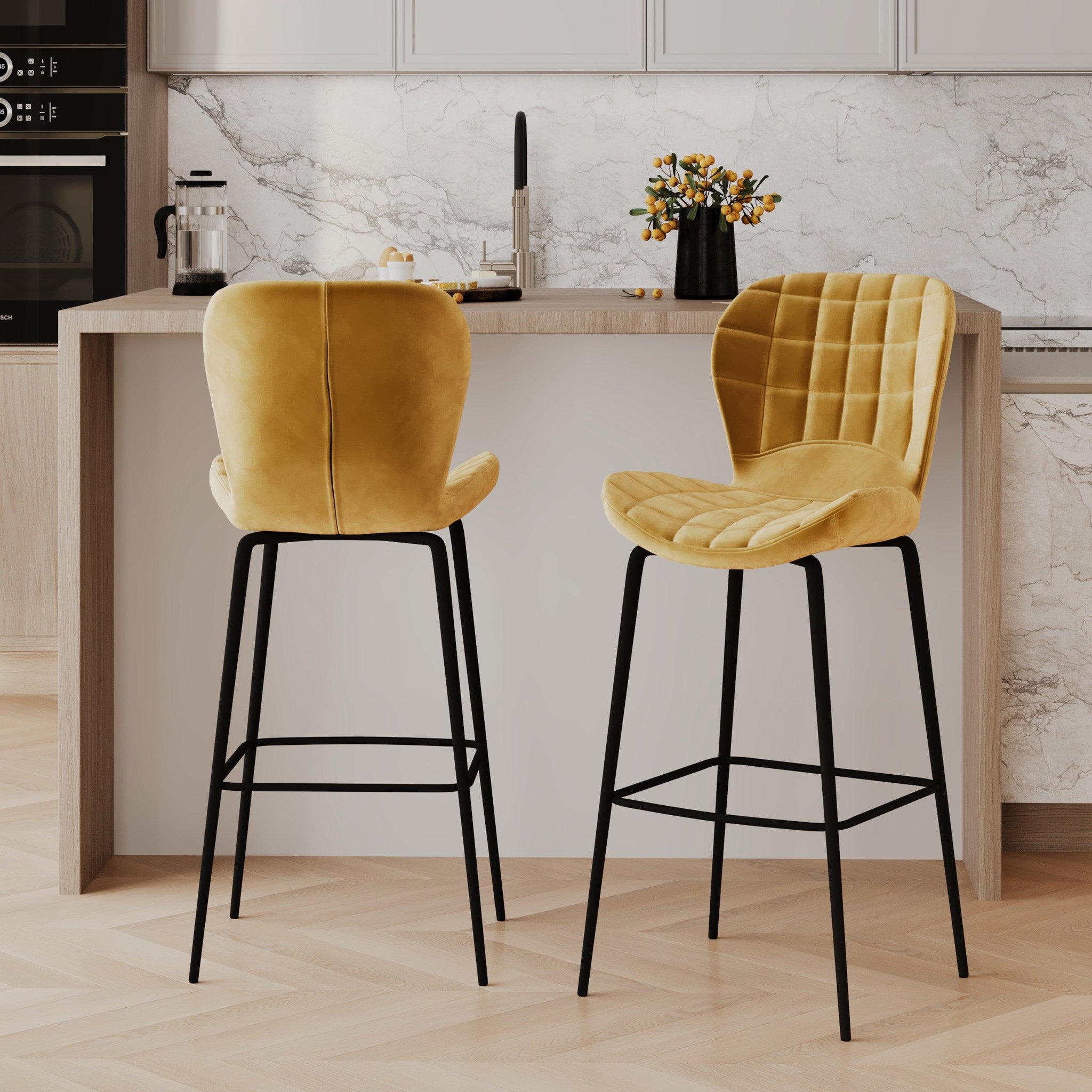 Voir la diapositive 6 : MAISON PAVANE Pack 4 chaises de bar en velours jaune et bleu 75 cm-mazzia