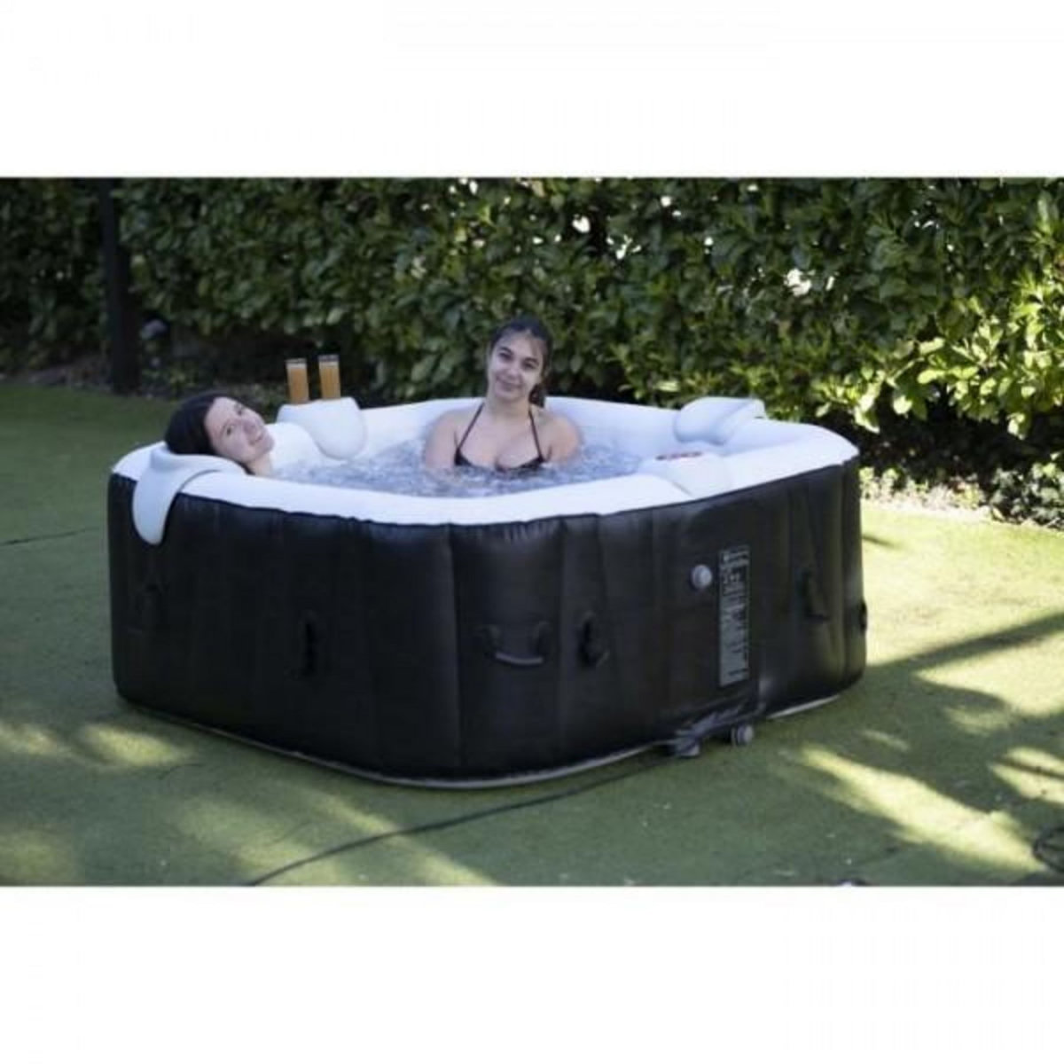 SUNSPA Spa gonflable avec bandeau LED SUNSPA - AC02-LED - 185 x 65 cm - 6 places - Carré (Avec filtre, cadenas, tapis de sol et