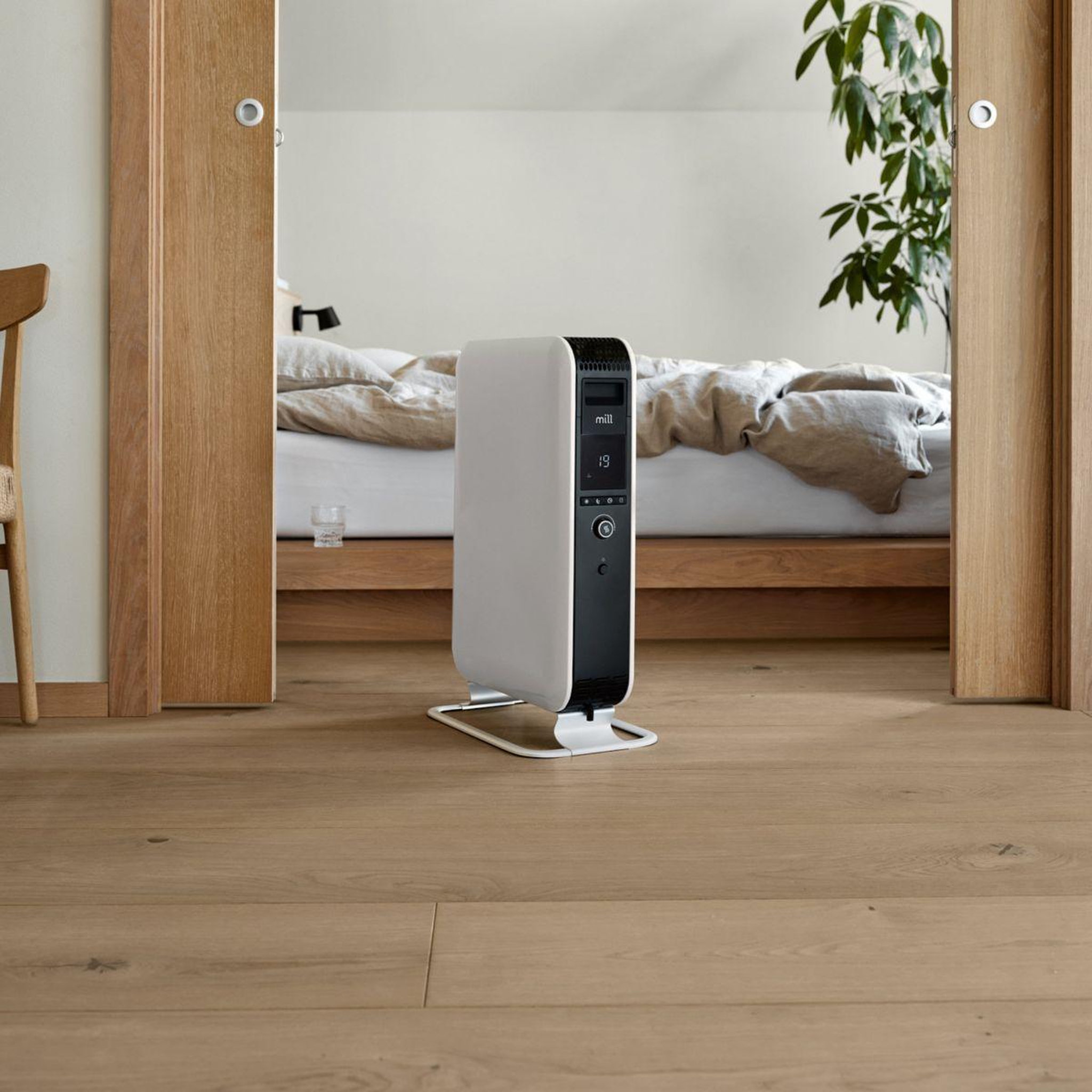 Voir la diapositive 2 : MILL Chauffage Bain d'huile Oil Wifi 3 2000 W