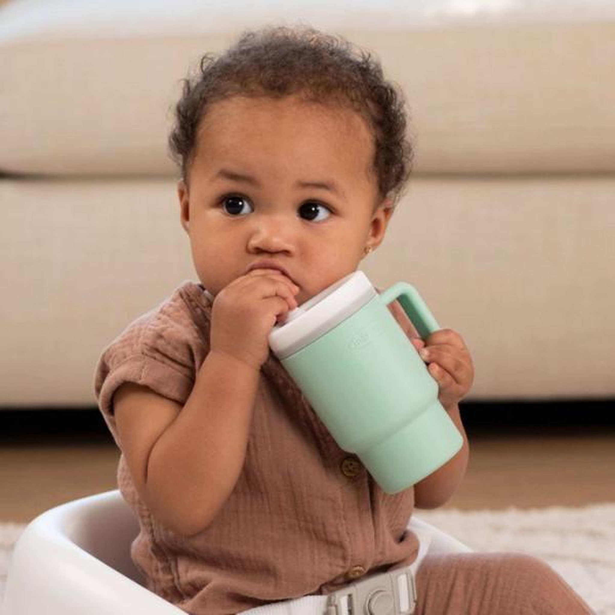 Voir la diapositive 4 : INFANTINO Ma premiere tasse silicone - infantino - 255 ml - cool mint
