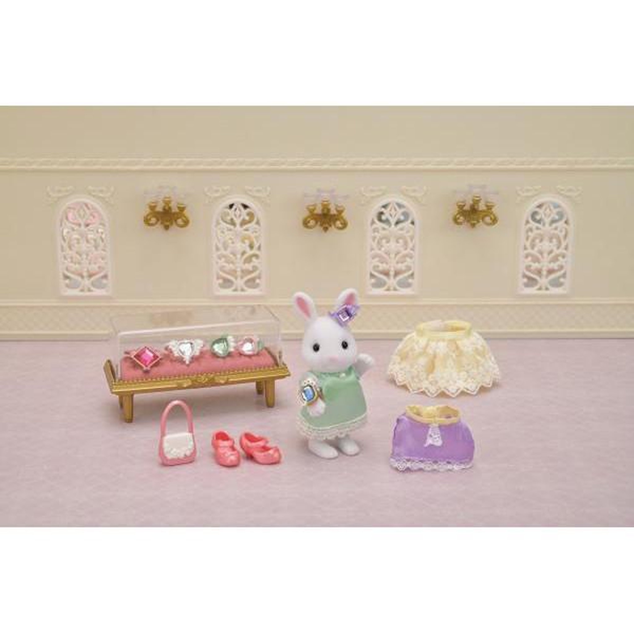 Voir la diapositive 5 : Sylvanian Families Figurines miniatures - SYLVANIAN FAMILIES - 5647 - La valisette de mode et grande soeur Lapin neige
