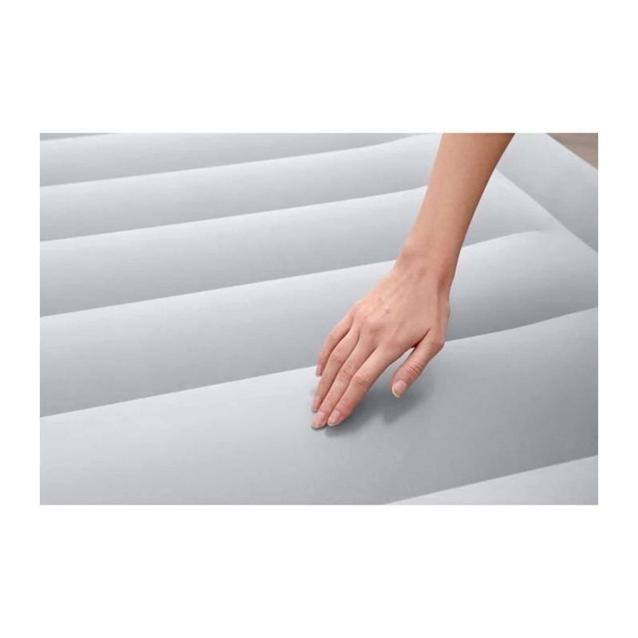 Voir la diapositive 4 : BESTWAY Lit gonflable - BESTWAY - 6713I - Tritech™ - 2 places, 203 x 152 x 51 cm, pompe électrique intégrée, cadre de lit