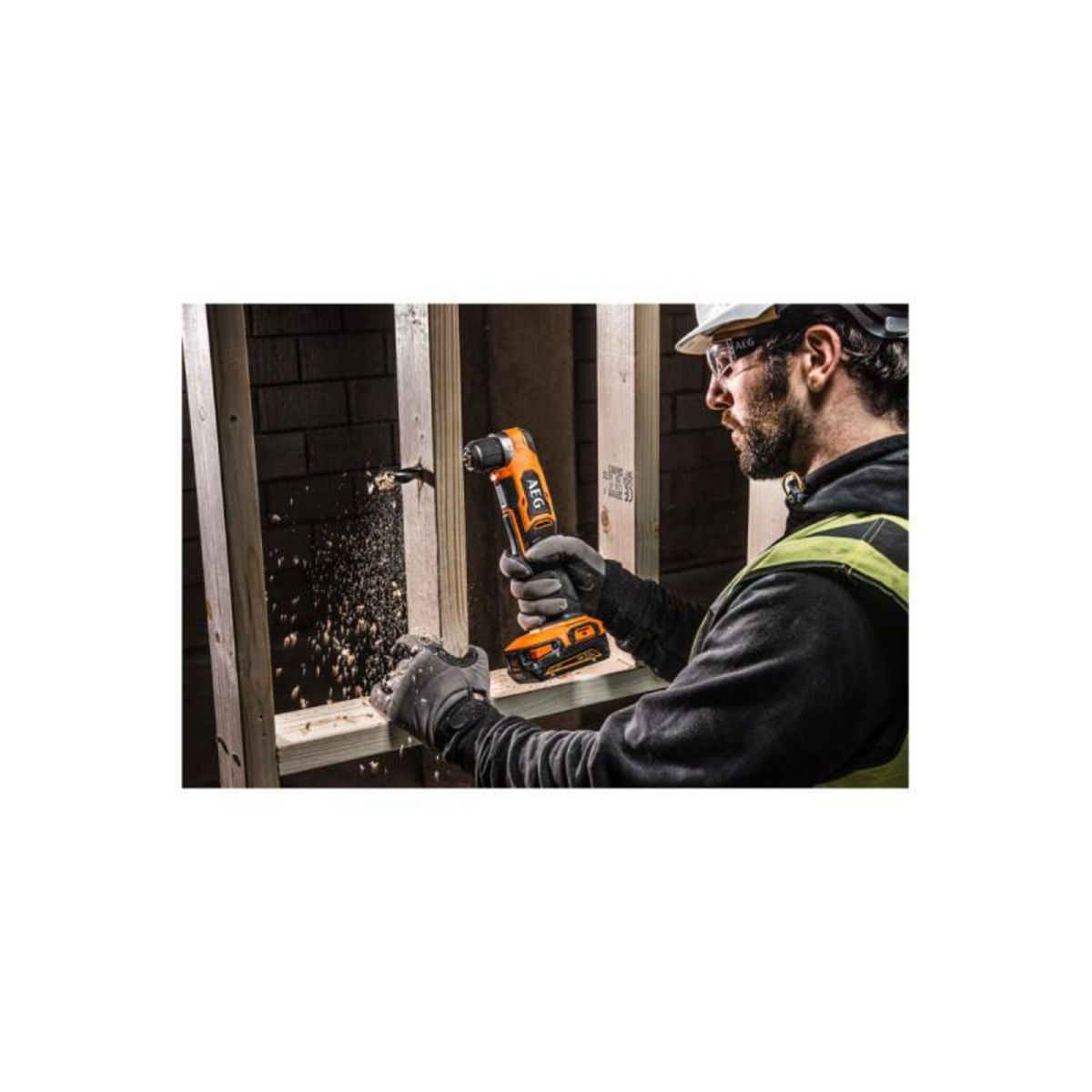 AEG Pack AEG 18V - Perceuse-visseuse d'angle Brushless Subcompact - Batterie 4.0 Ah - Chargeur