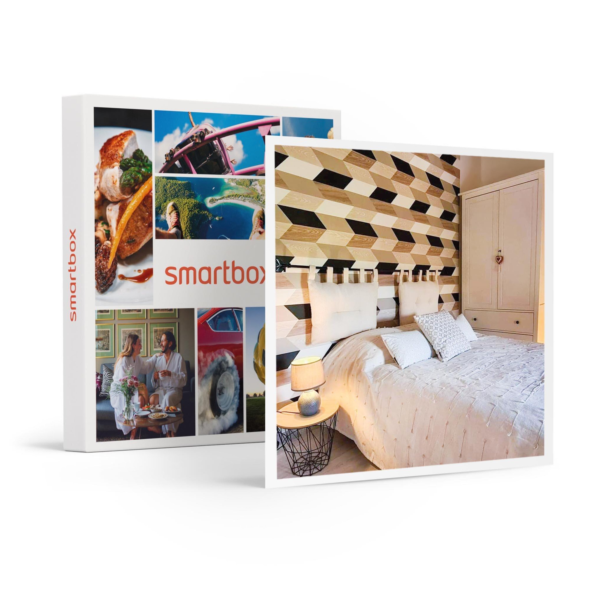 Voir la diapositive 1 : Smartbox Escapade de 2 jours pour 4 dans une suite familiale proche du ZooParc de Beauval - Coffret Cadeau Séjour