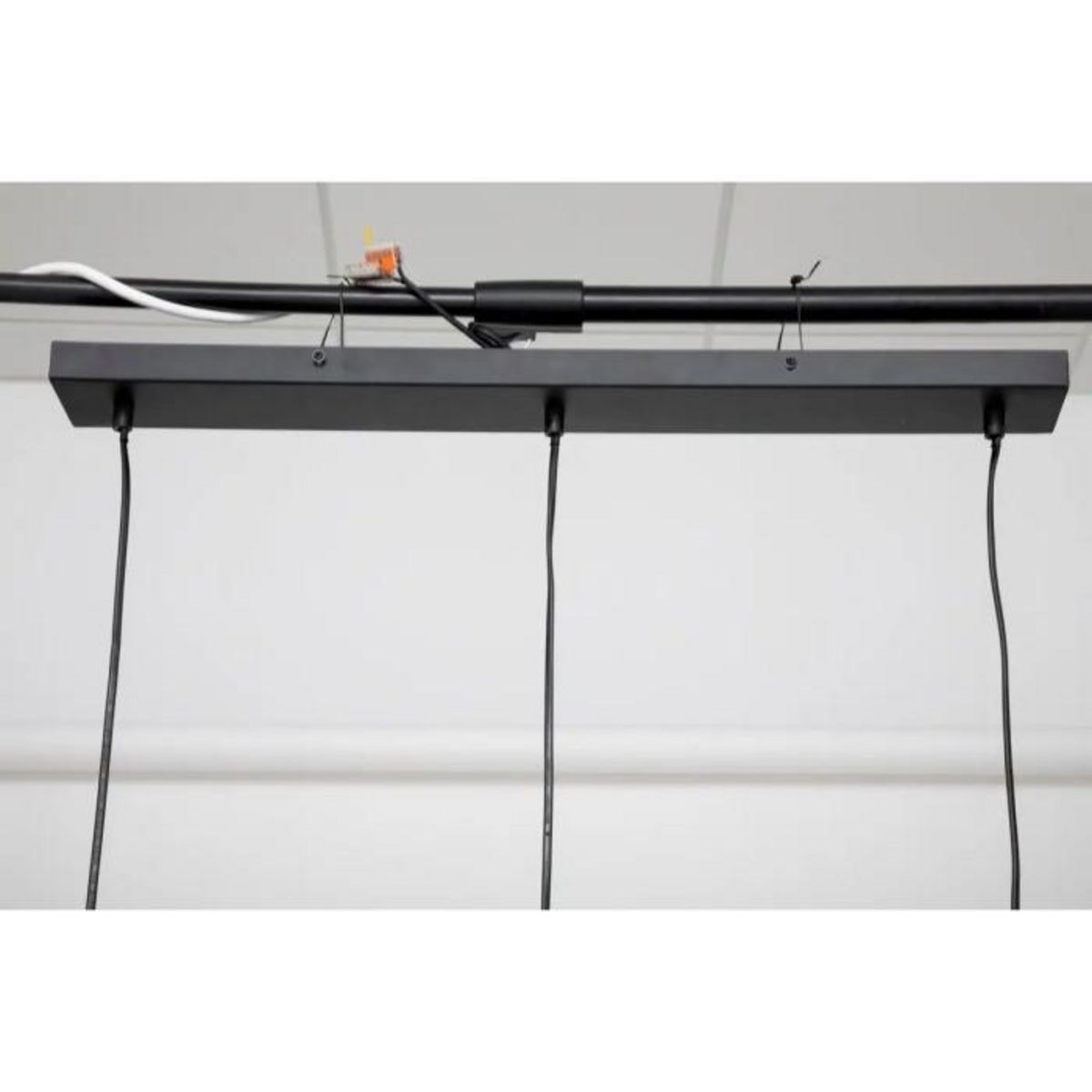 ATMOSPHERA Lampe de Plafonnier 3 Têtes  Desy  100cm Noir