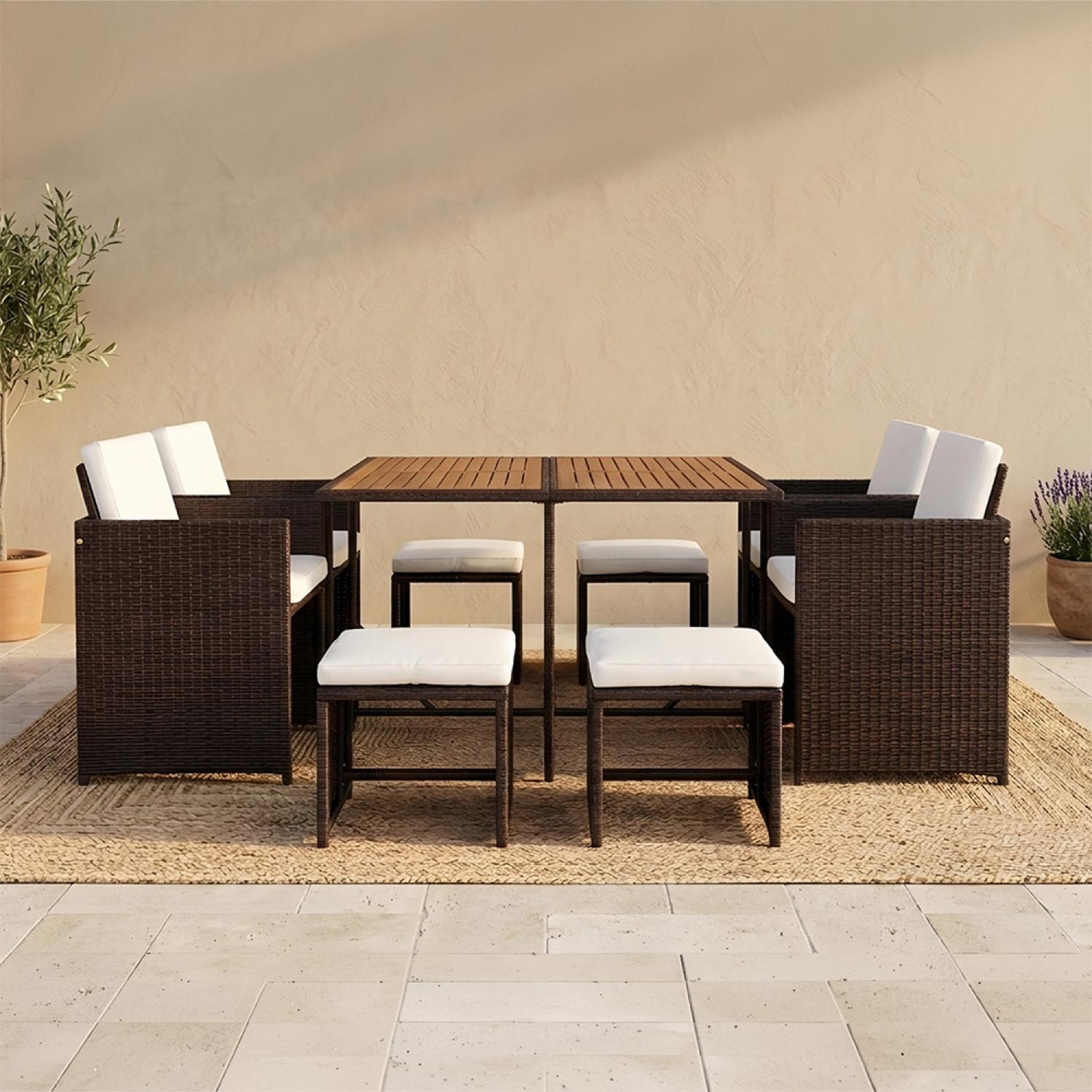 Voir la diapositive 3 : CONCEPT USINE Salon de jardin 8 pl en résine marron et coussins beige + housse TOLEDO