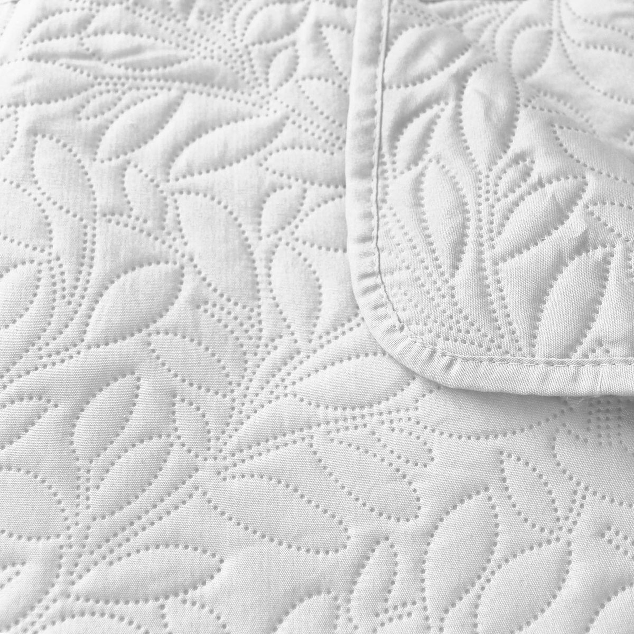 Voir la diapositive 2 : ENJOY HOME Couvre-lit en microfibre  rosa  220x240cm blanc