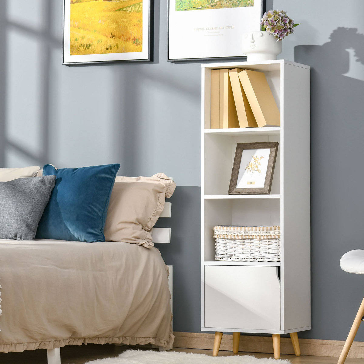 HOMCOM Meuble de rangement colonne design scandinave - 3 niches, placard porte - piètement effilé incliné bois pin panneaux particules blanc