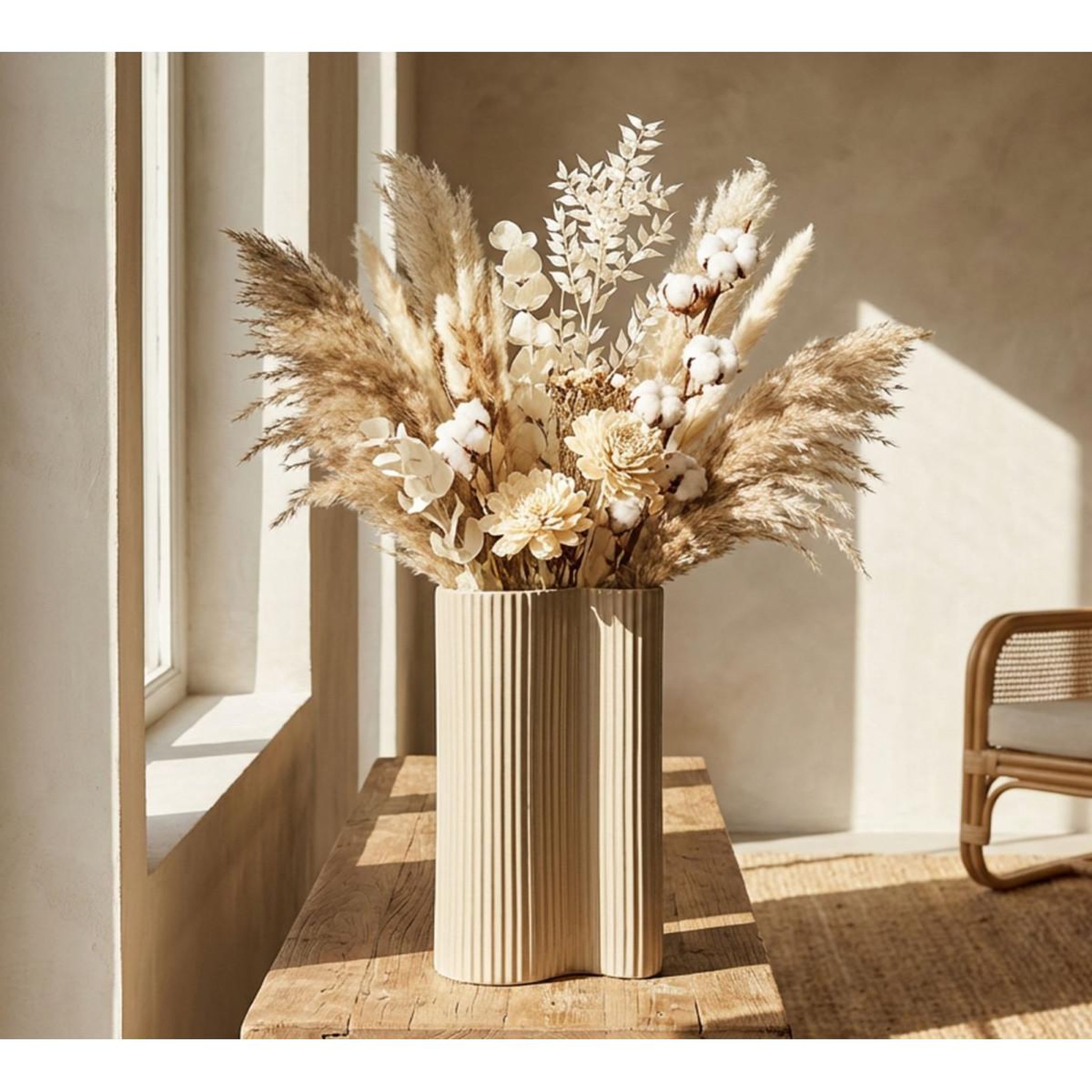 Voir la diapositive 6 : Paris Prix Vase design en métal  frankfurt  36cm beige foncé