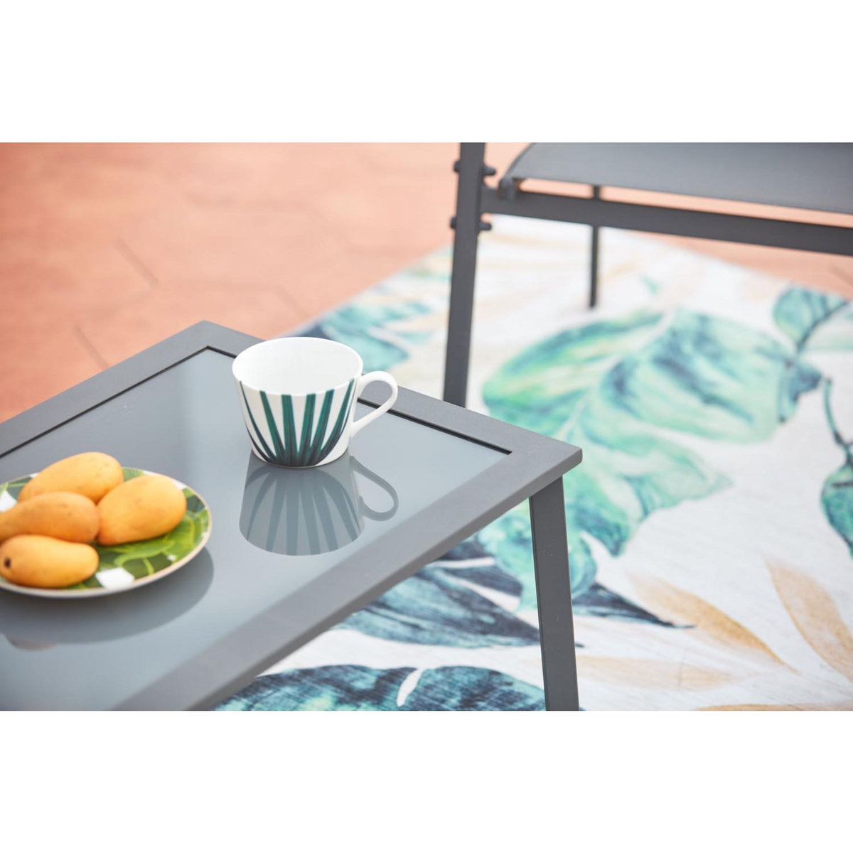 CONCEPT USINE Salon jardin bas gris 4 places en acier ETIORA