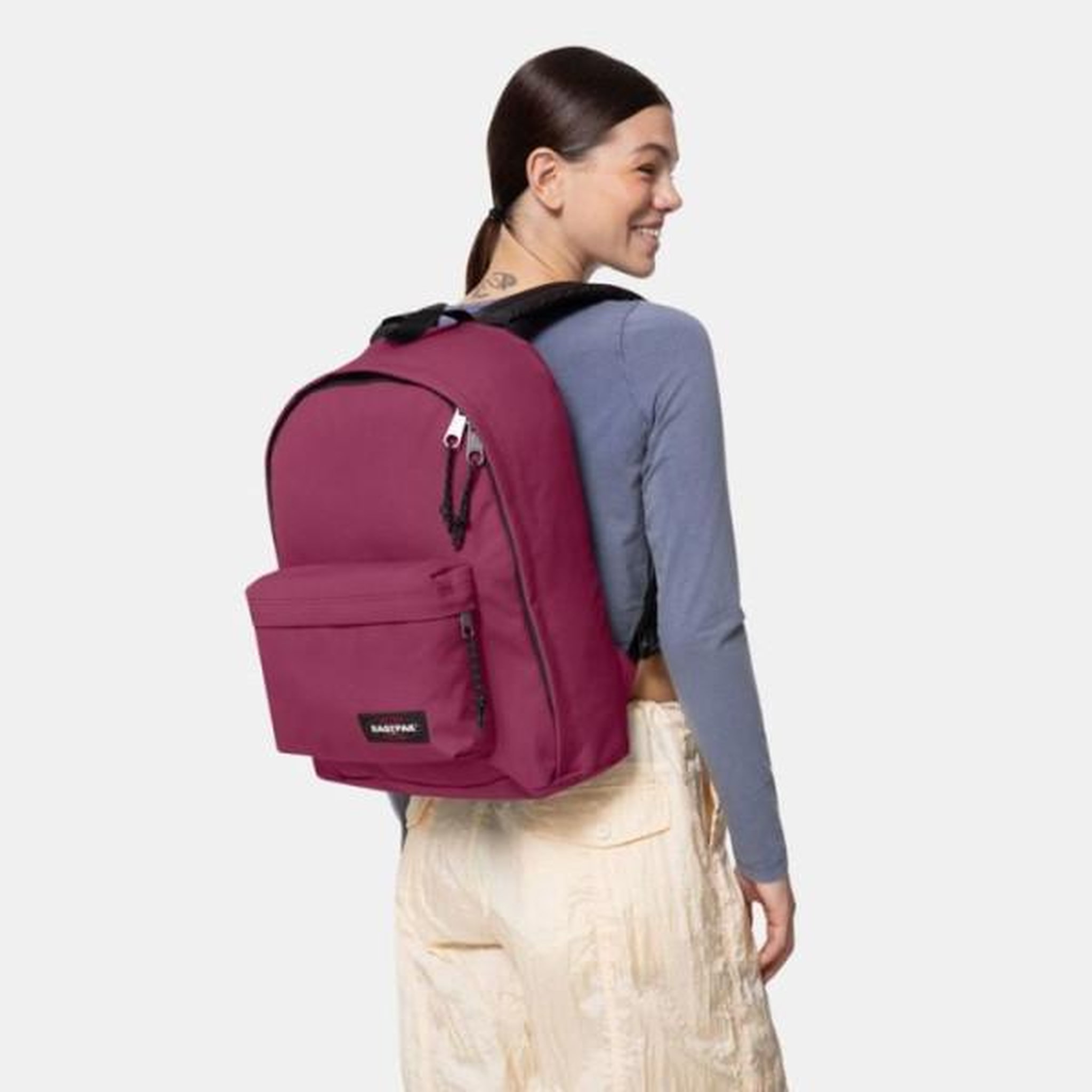 Voir la diapositive 4 : Eastpak Sac a Dos Sac à dos - EASTPAK - OUT OF OFFICE - Wine Burgundy