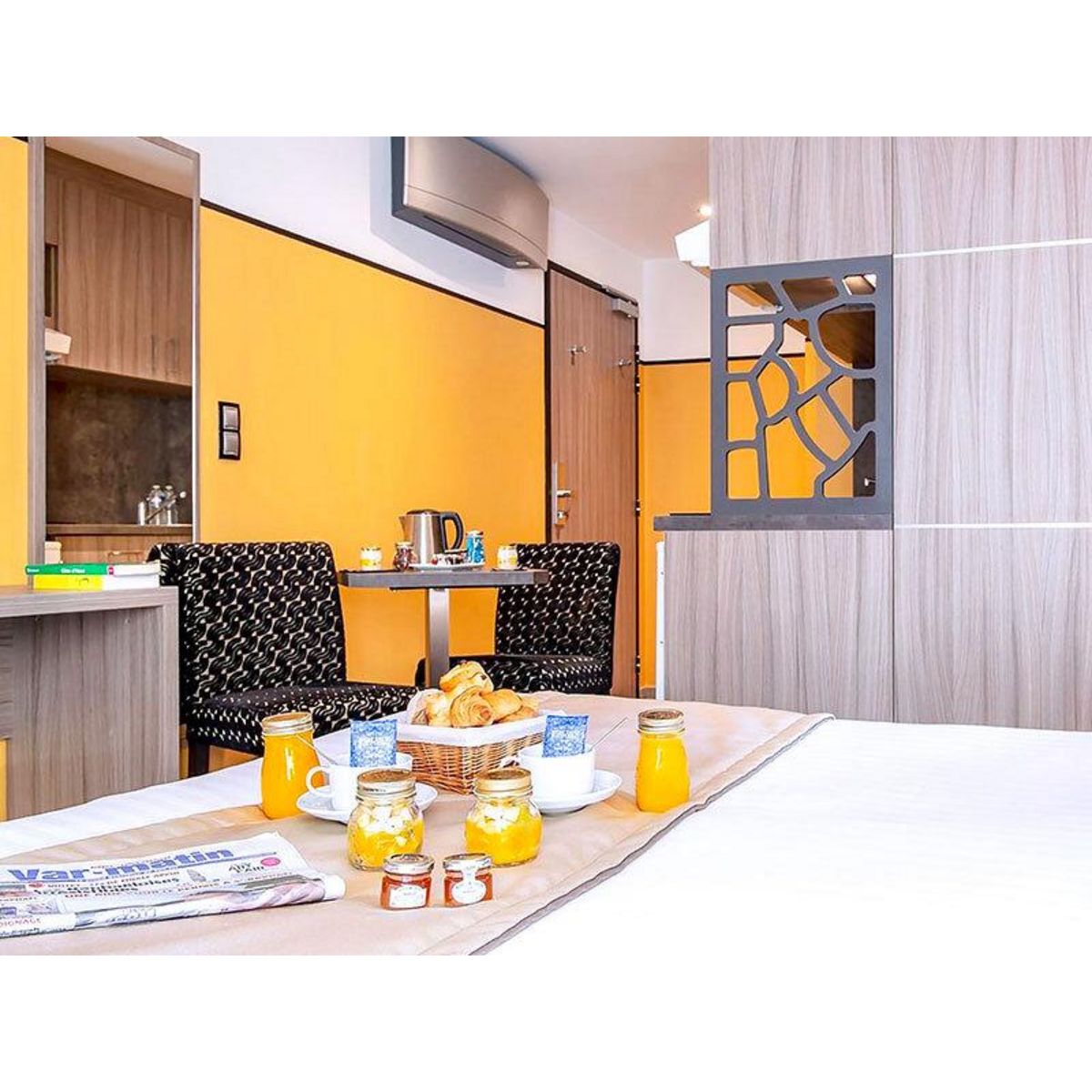 Smartbox 3 jours en studio dans un hôtel 4* avec espace détente privatif à Saint-Raphaël - Coffret Cadeau Séjour