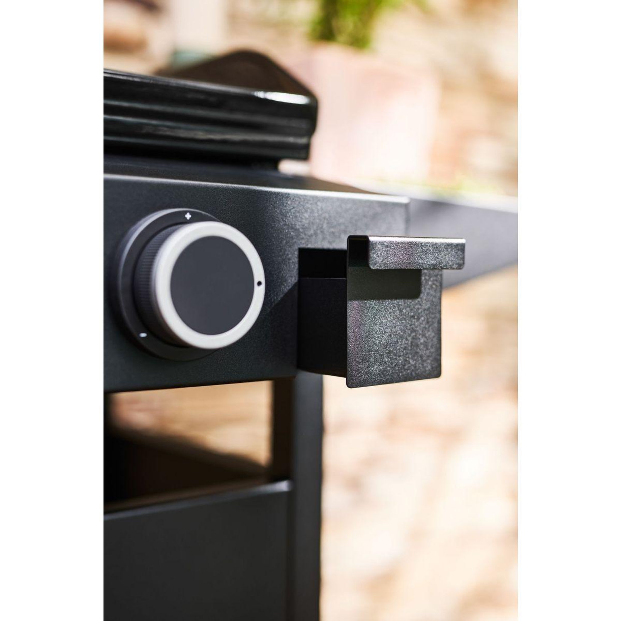 Voir la diapositive 3 : FORGE ADOUR Plancha gaz origin g 60 an noir 2 brûleurs à poser, 59.5x39.5 cm