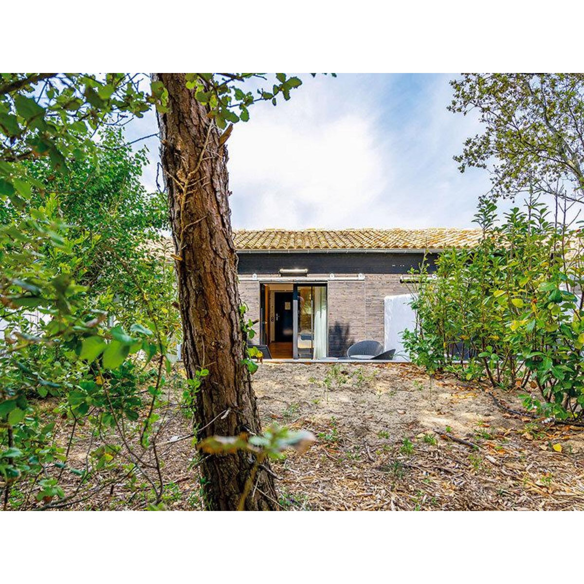 Smartbox 2 jours en suite avec dîner et séance de fauteuil massant dans un hôtel 4* sur l'Île de Ré - Coffret Cadeau Séjour