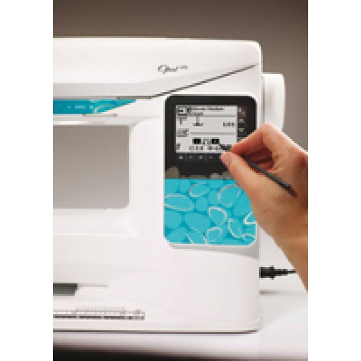 Husqvarna Viking Machine à coudre HUSQVARNA OPAL 670