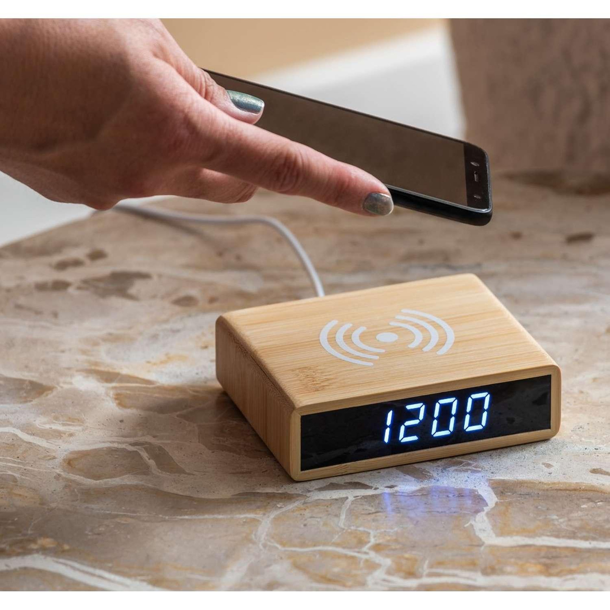 Voir la diapositive 2 : Karlsson Réveil avec recharge de smartphone - naturel