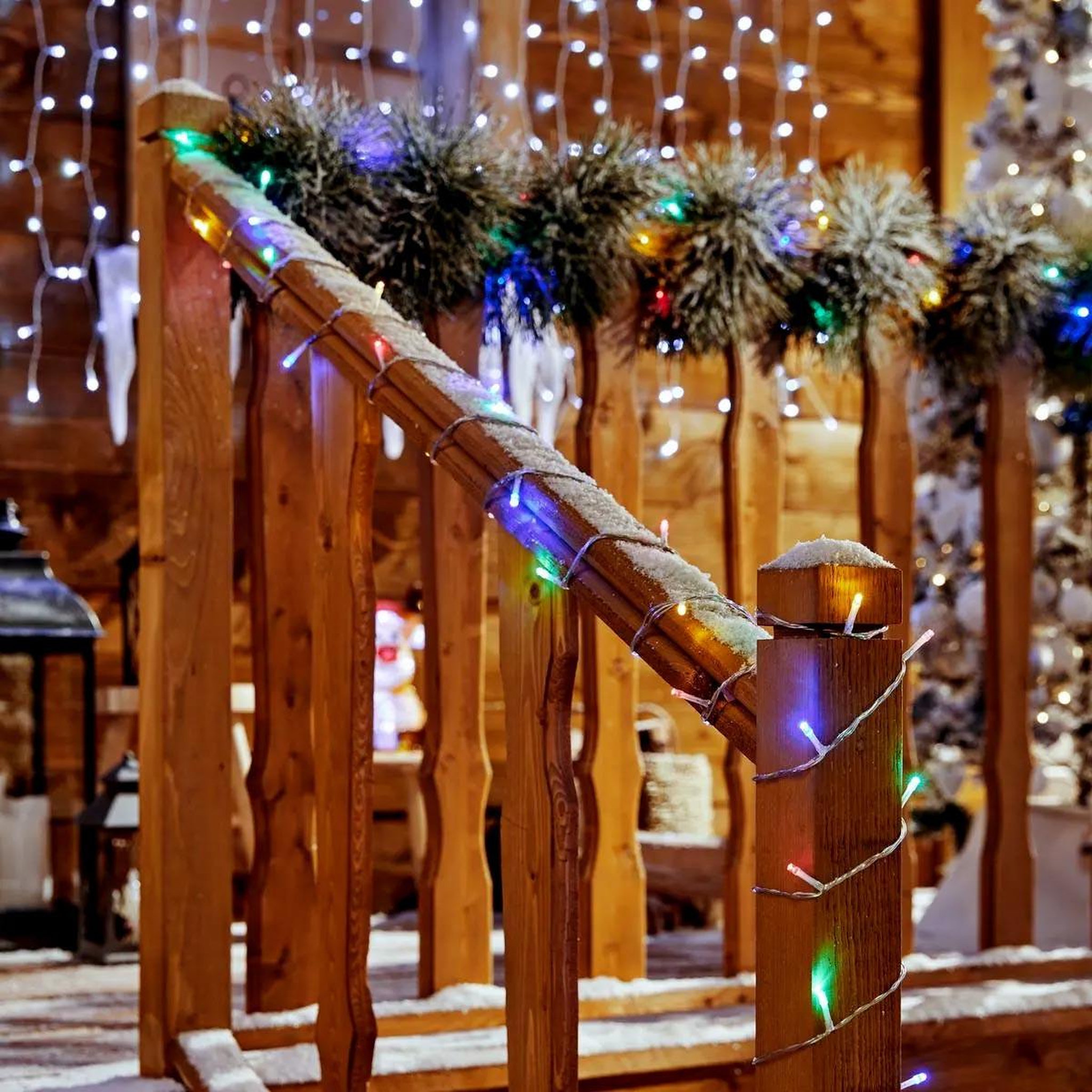 Voir la diapositive 2 : FEERIC LIGHT & CHRISTMAS Guirlande de noël  timer  30m multicolore