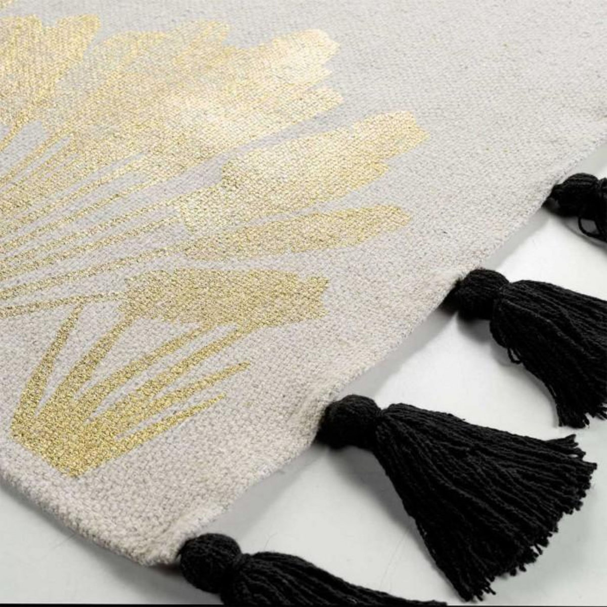 Paris Prix Tapis Déco à Pompons  Karaba  60x90cm Naturel