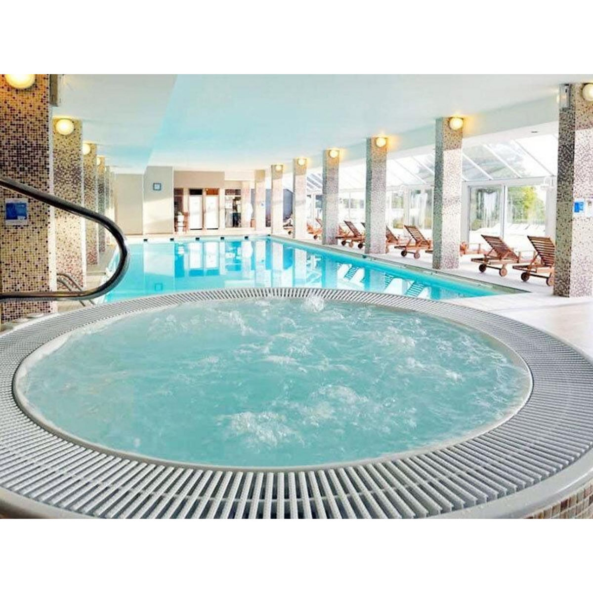 Smartbox 2 jours reposants en hôtel 4* avec accès à l'espace détente, bain hydromassant et dîner près de Limoges - Coffret Cadeau Séjour