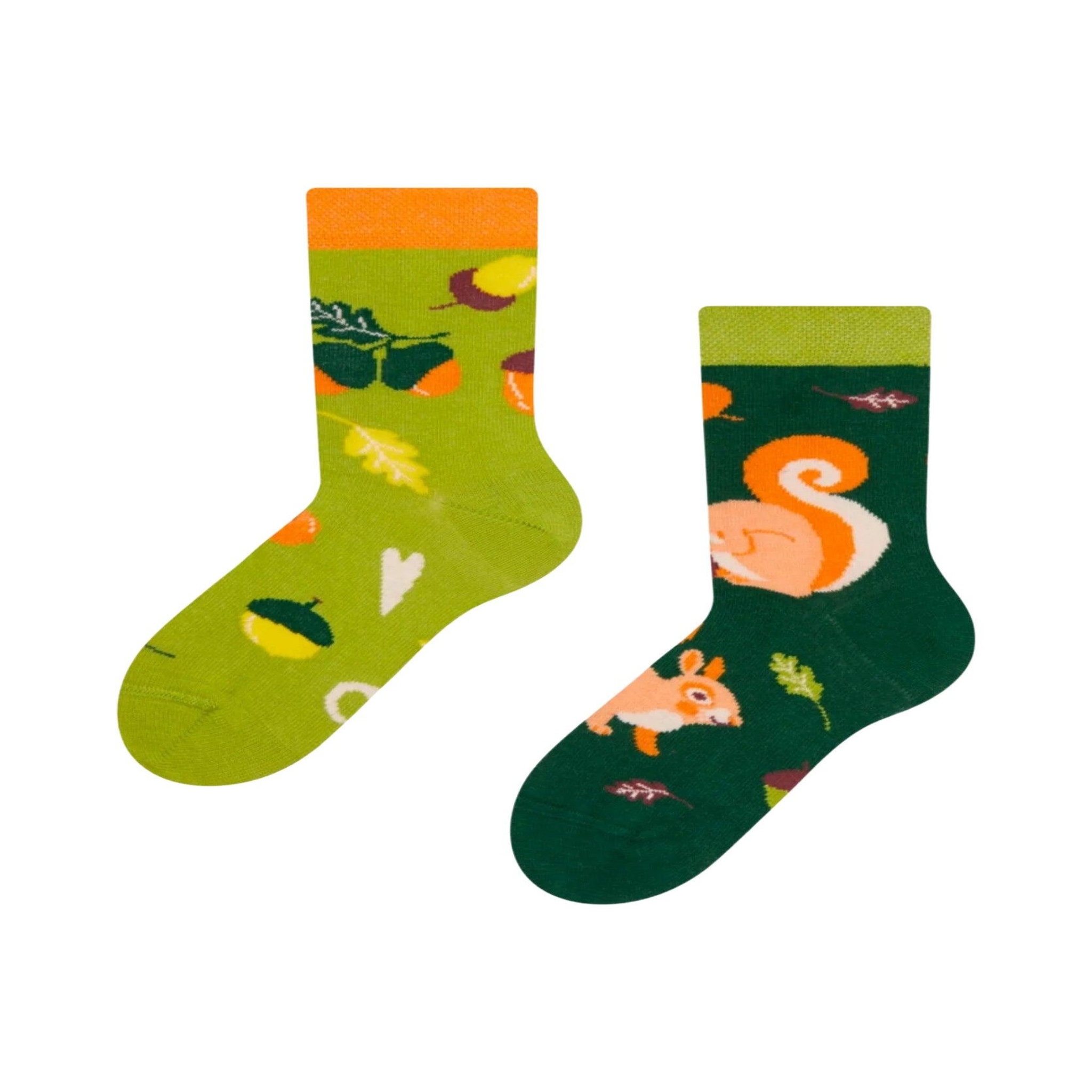DEDOLES Chaussettes enfants écureuil. Coloris disponibles : Vert