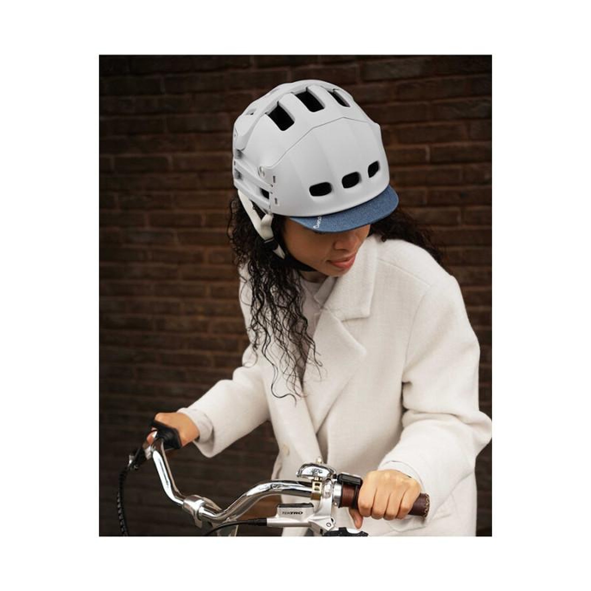 Voir la diapositive 3 : Overade Casque vélo Overade PLIXI ARCTIC WHITE S M