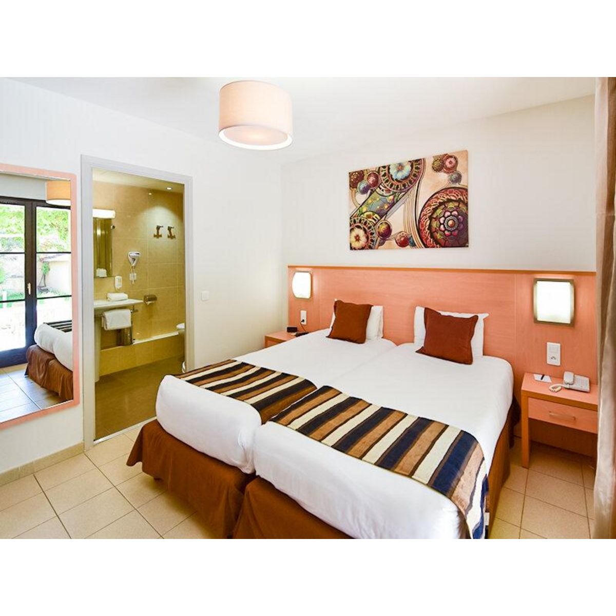 Smartbox Escale en Corse : 3 jours en hôtel 4* avec champagne - Coffret Cadeau Séjour