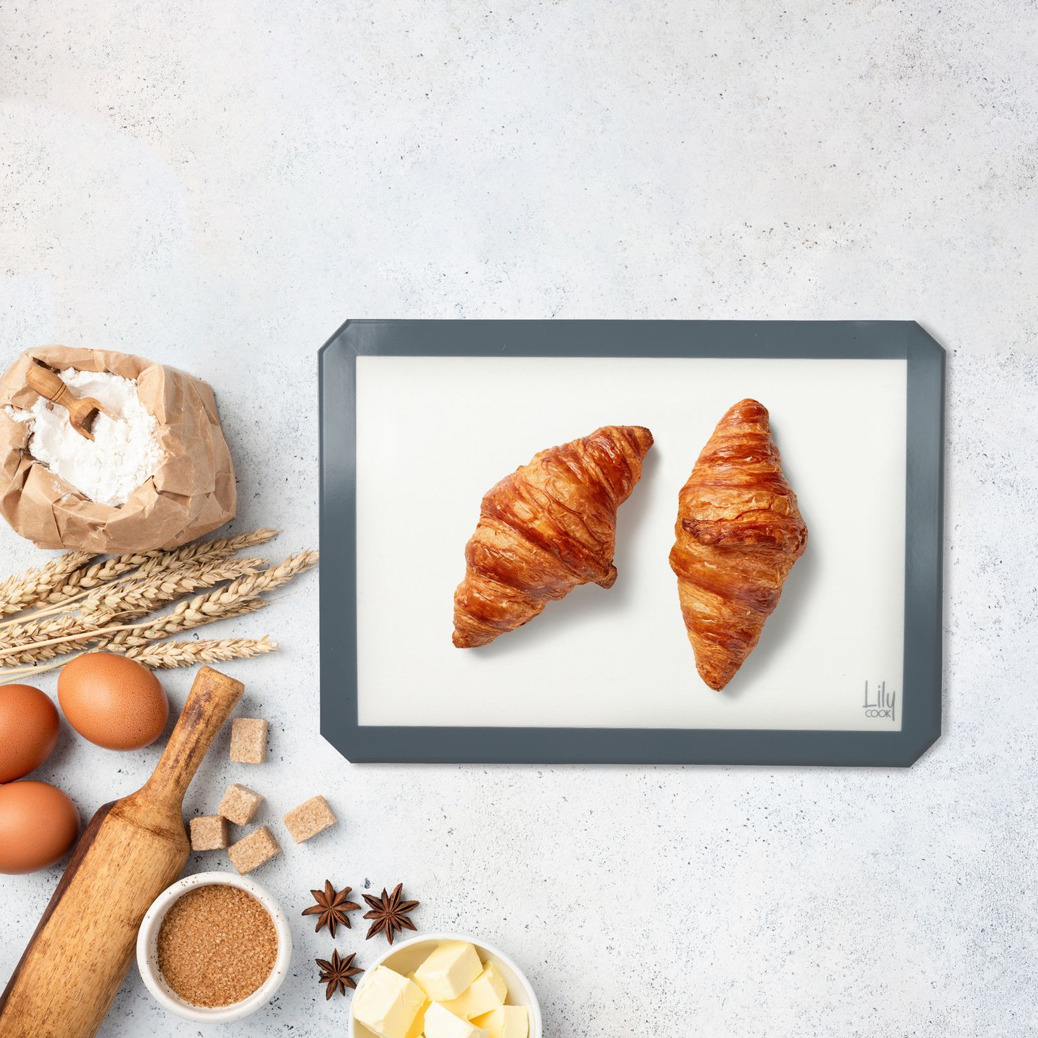 Voir la diapositive 2 : Tapis de cuisson de pâtisserie 42 x 30 x 0,2 cm 