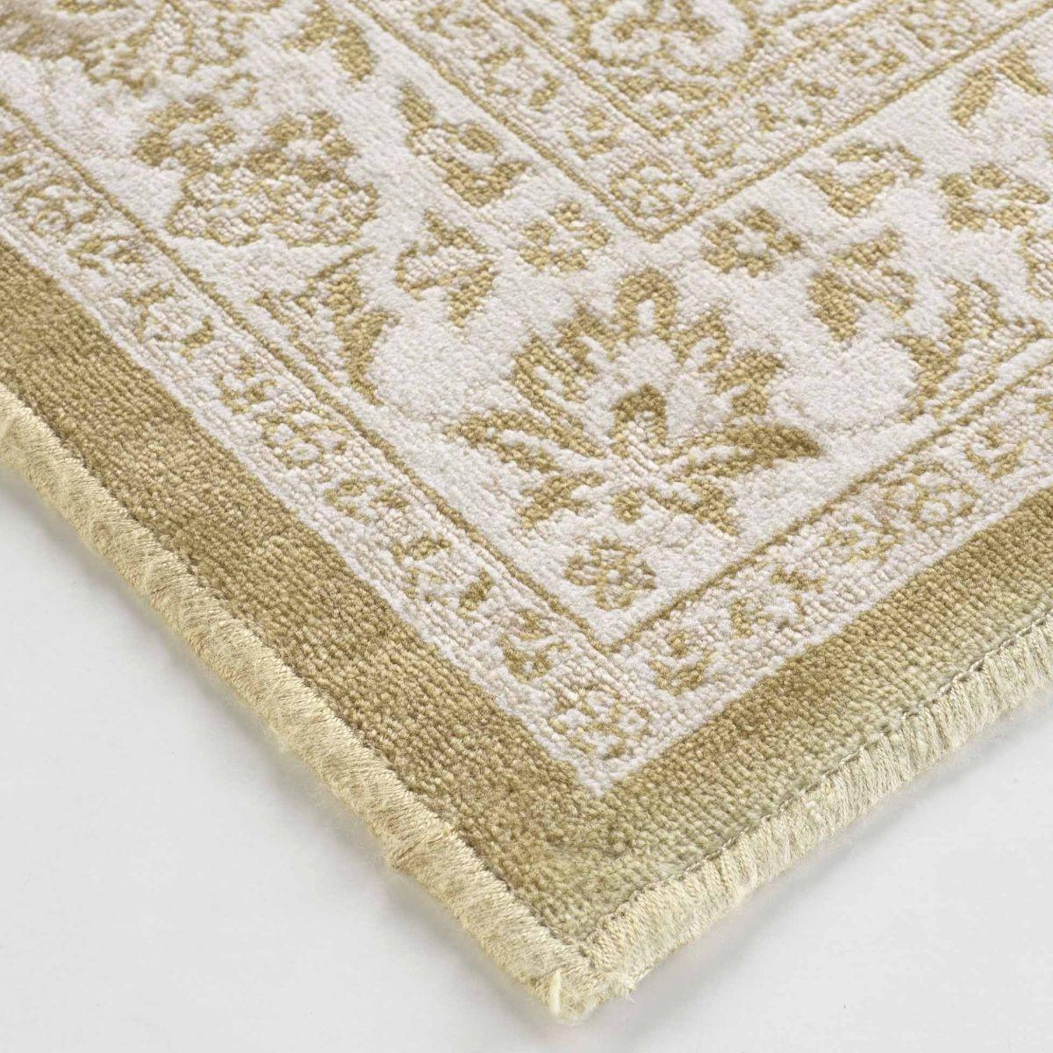 Voir la diapositive 3 : Douceur d'Intérieur Tapis déco  irina  68x110cm jaune