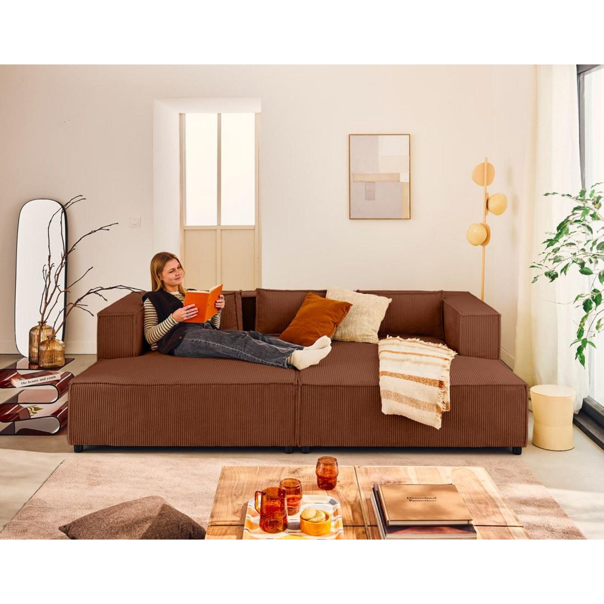 LISA DESIGN Stella - canapé droit 3 places avec double méridienne - assise profonde - en velours côtelé