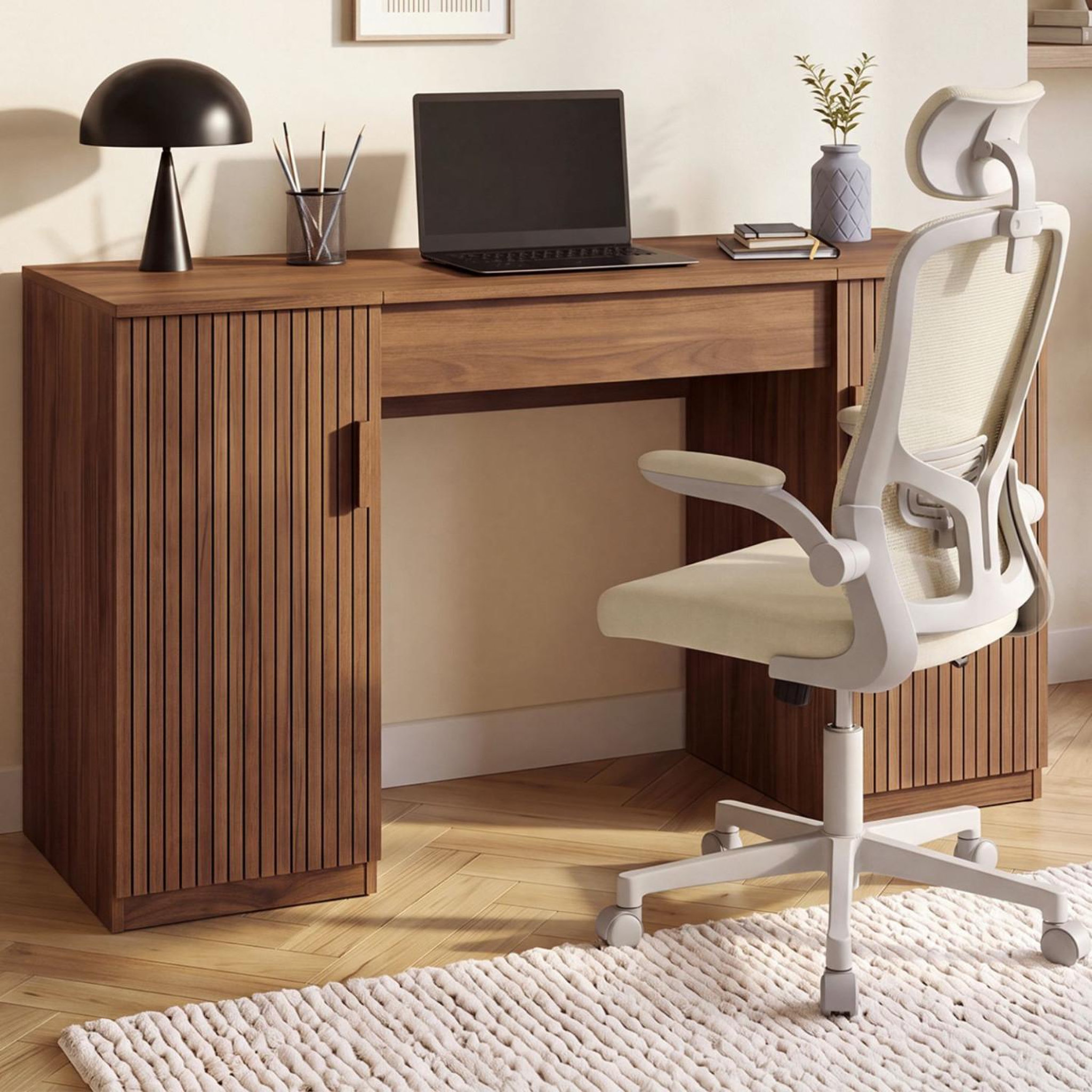 Voir la diapositive 6 : ID MARKET Bureau plateau relevable 140x50 cm JULIETTE 2 portes lattes tasseau bois effet noyer