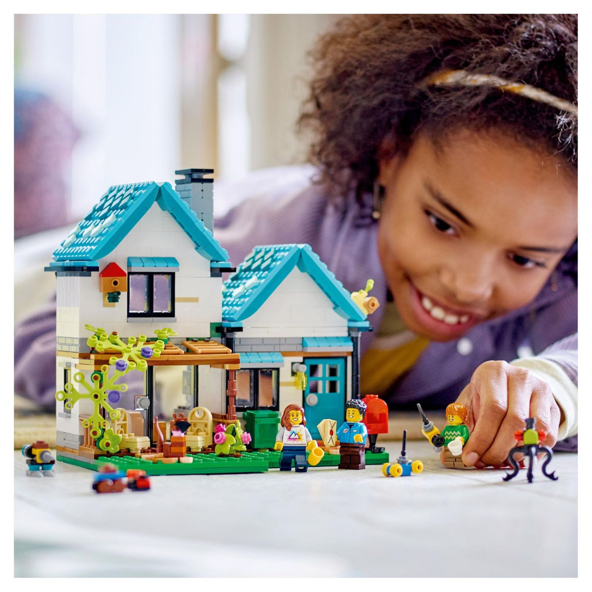LEGO Creator 31139 - La maison accueillante Kit de Construction de Maquettes avec 3 Habitations Différentes