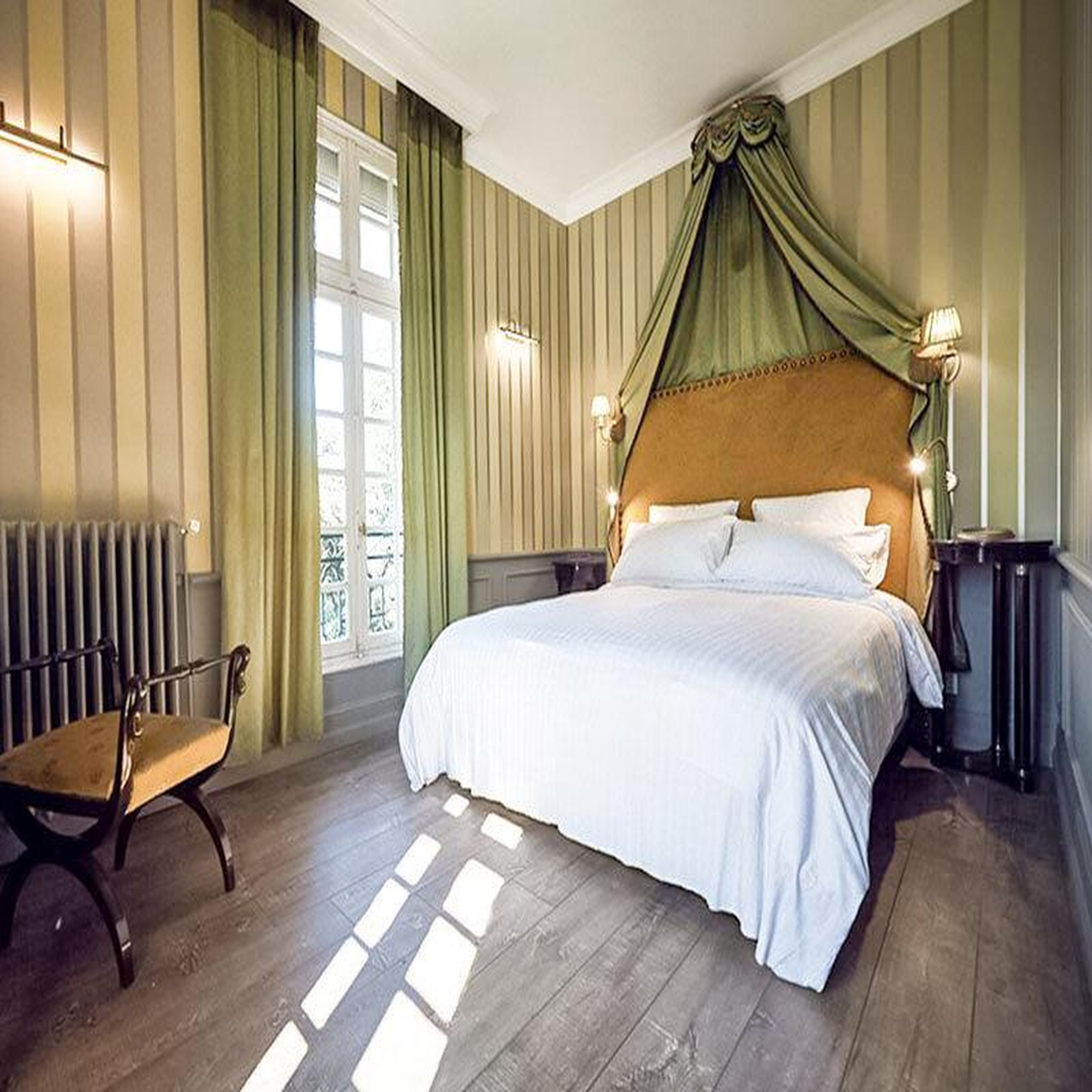 Voir la diapositive 6 : Smartbox Coffret cadeau pour maman : séjour de 2 jours en château pour 2 personnes - coffret cadeau séjour