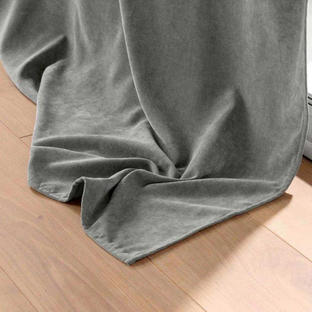 Paris Prix Rideau à Œillets Velours  Novana  135x260cm Anthracite