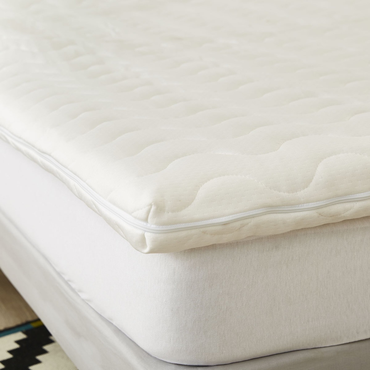 Sweetnight Surmatelas mémoire de forme épaisseur 7cm - QUALITE HOTELLERIE DE LUXE