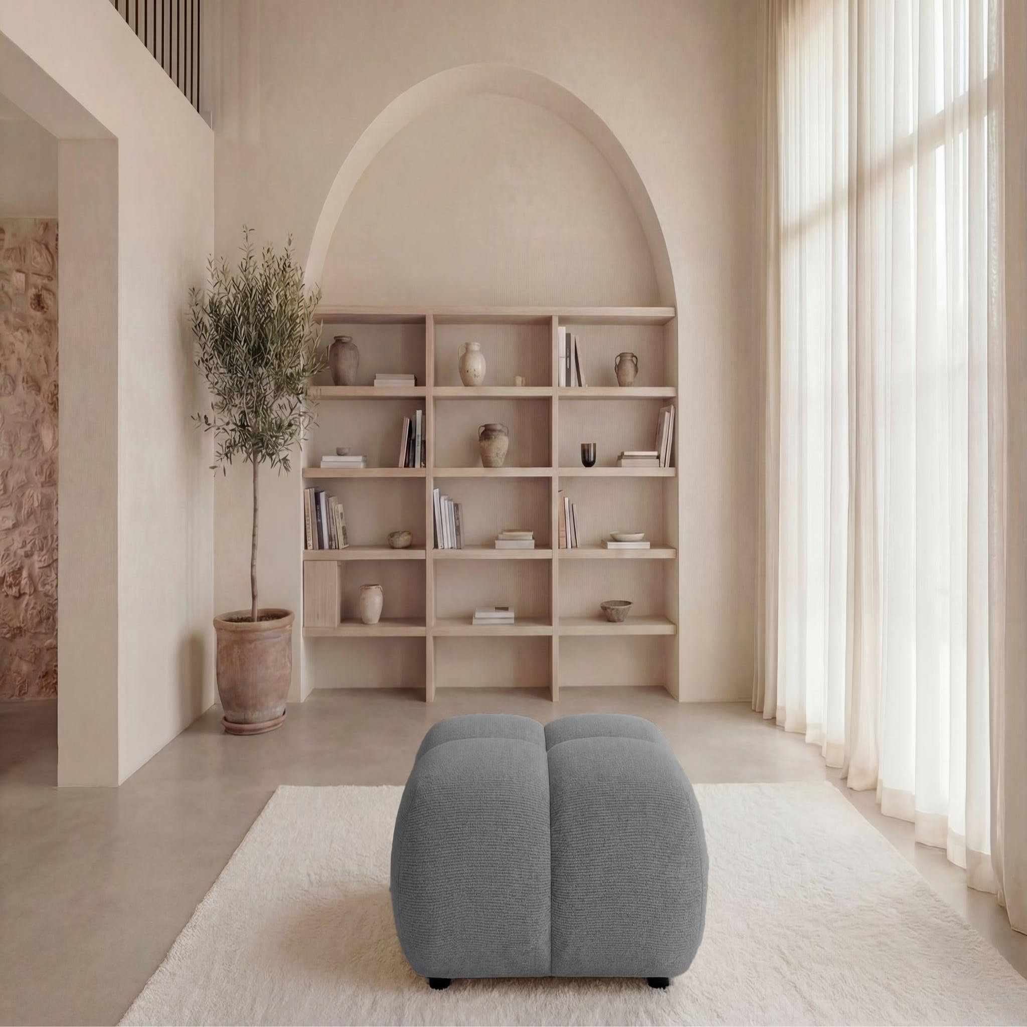 Voir la diapositive 3 : CASANOVA PARIS Constance - pouf en tissu chenille 72x72x43.5