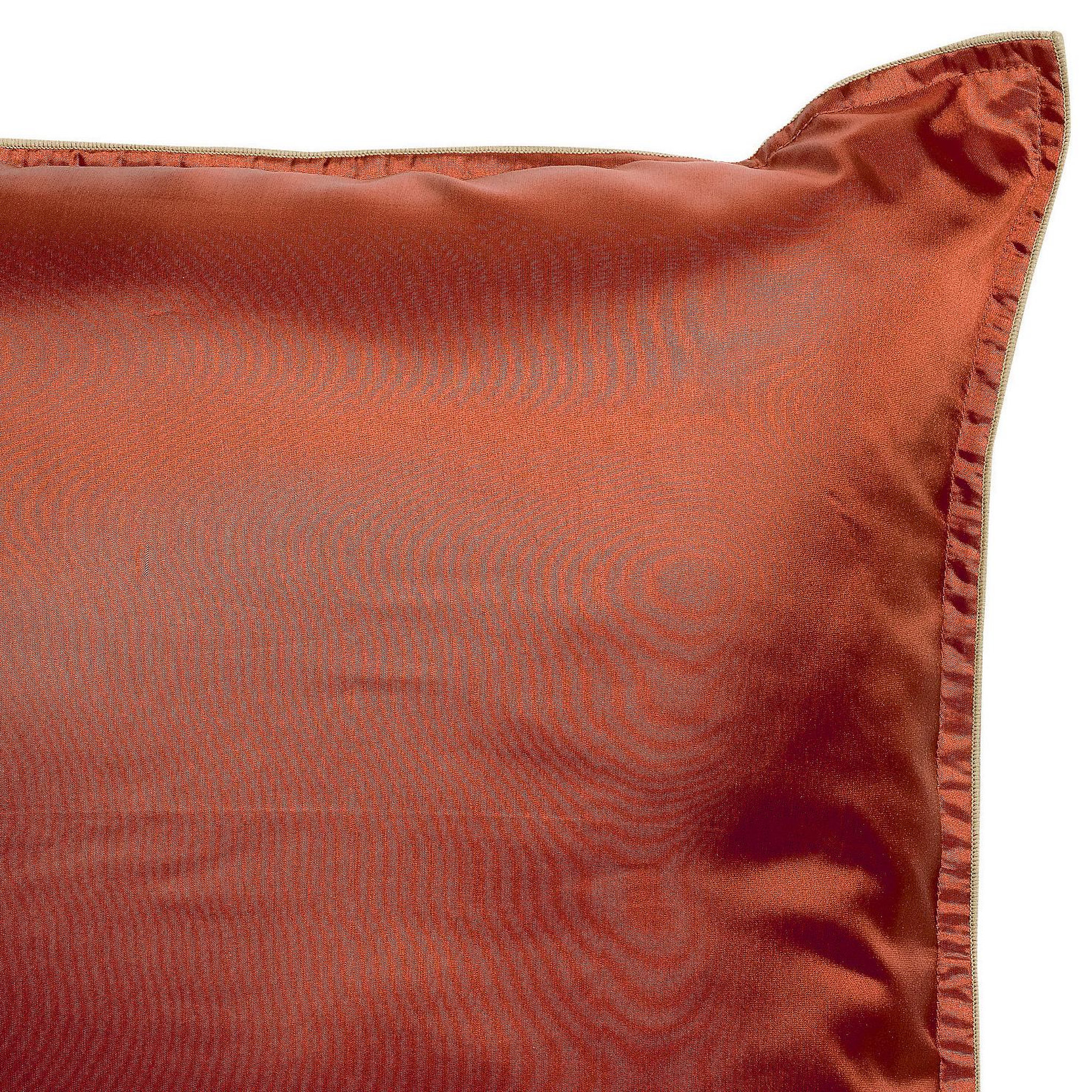 Voir la diapositive 2 : Les Ateliers du Linge Coussin charly 45x45cm