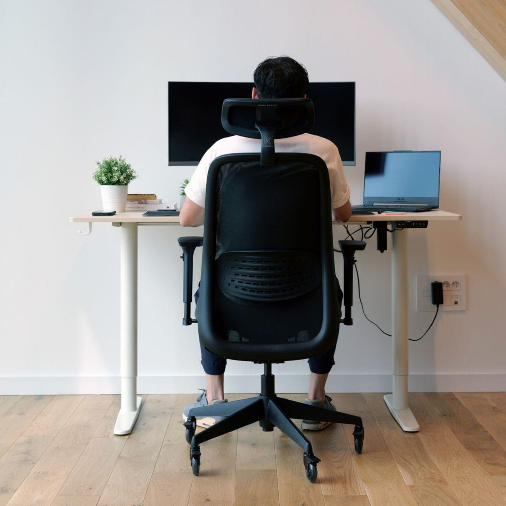 Voir la diapositive 4 : SKILLKORP Chaise gaming C15 Ergo Noir Progress