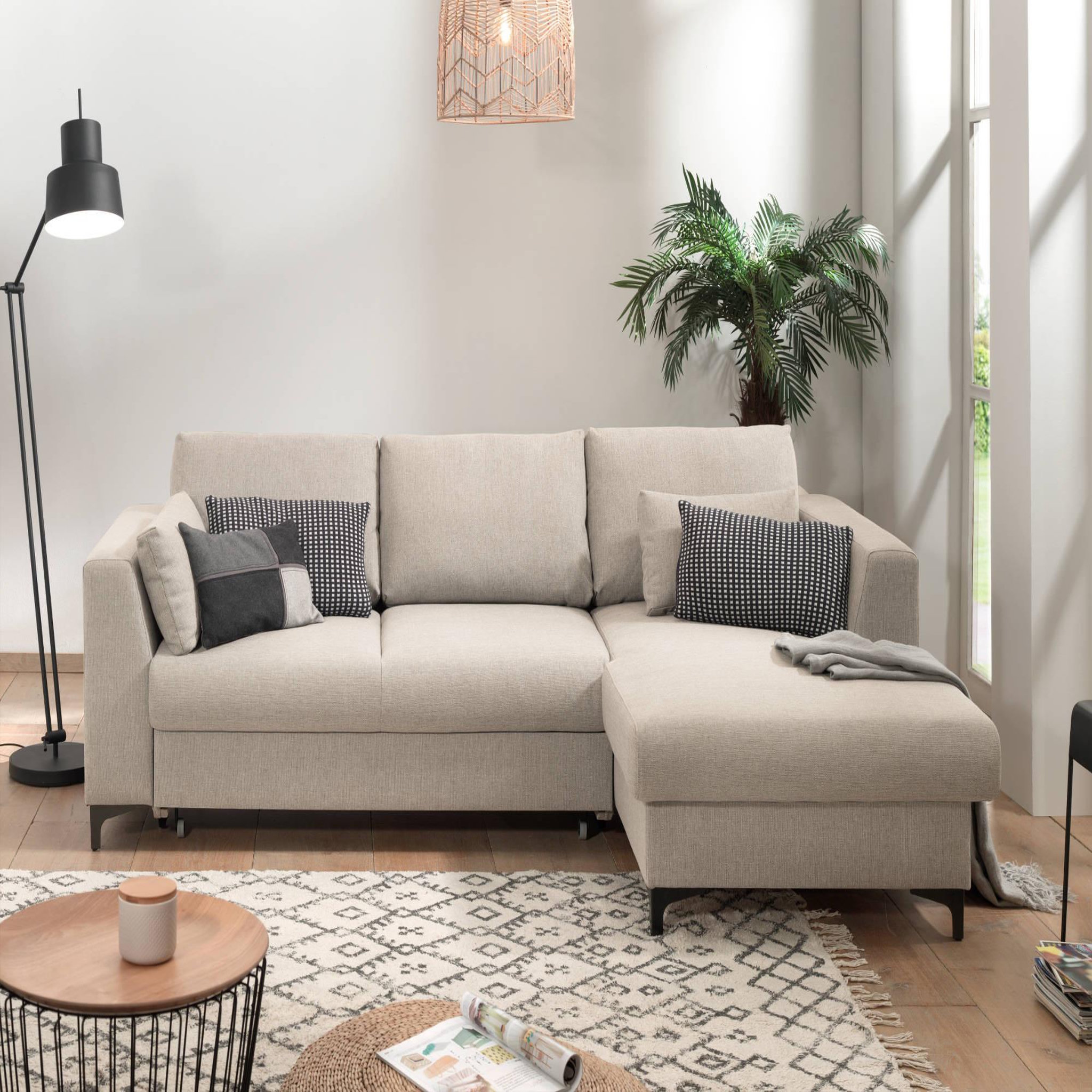 Voir la diapositive 2 : LISA DESIGN Tala - canapé d'angle droit - convertible avec coffre - 4 places - en tissu