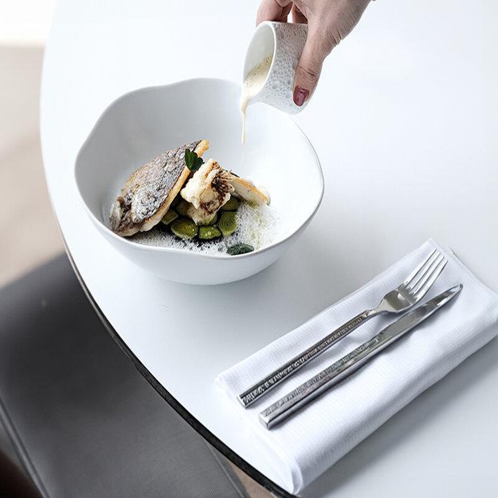 Voir la diapositive 5 : Smartbox Thalazur bandol île rousse 5* : 2 jours avec dîner et accès à l'espace spa marin - coffret cadeau séjour