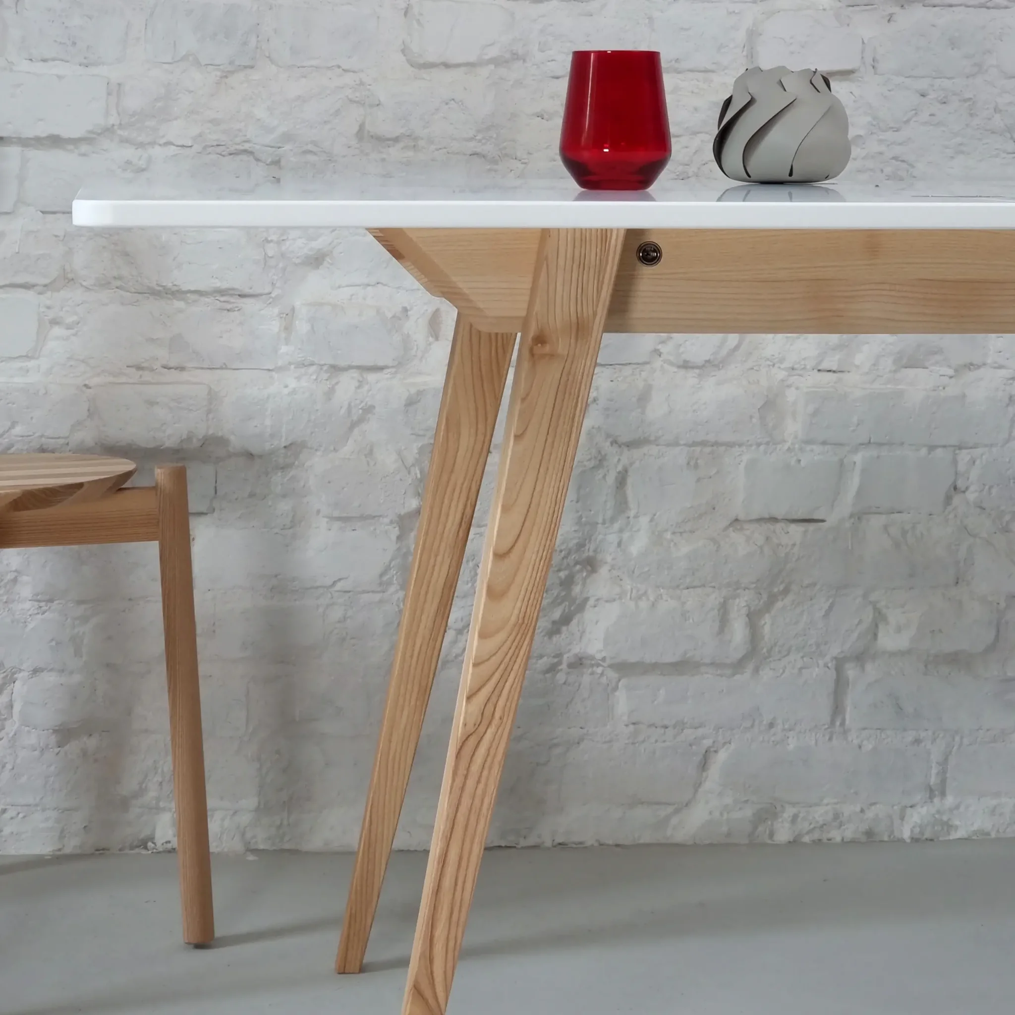 Voir la diapositive 6 : RAGABA Envelope Table à manger extensible