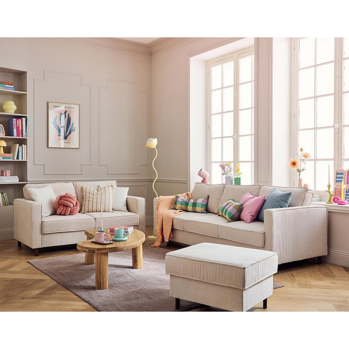 LISA DESIGN Jake - pouf en velours côtelé - pieds bois foncé