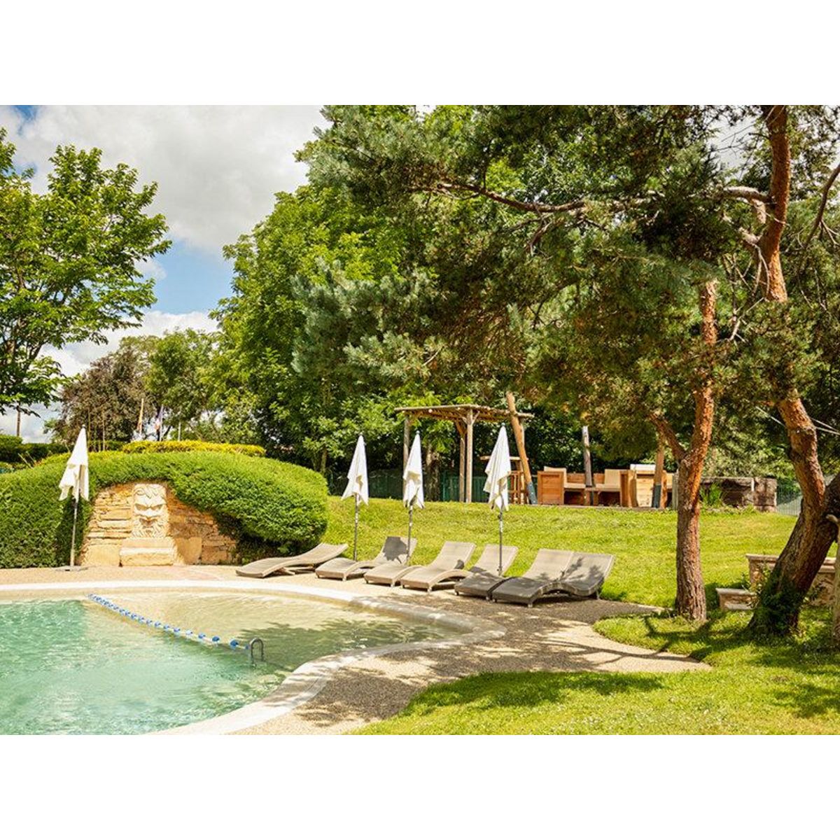 Smartbox Séjour insolite en famille de 2 jours en tente trappeur, près de Toulouse - Coffret Cadeau Séjour