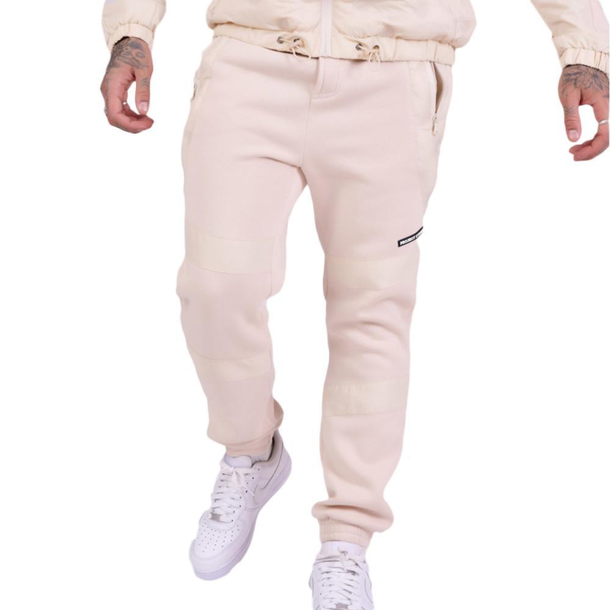 Project X Jogging  Homme Project X Paris Matelassage. Coloris disponibles : Beige