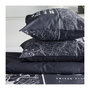 Voir la diapositive 3 : Today Parure de lit - TODAY - JAVA - 2 personnes - 240x220 cm - Coton - Imprimé New York - Noir