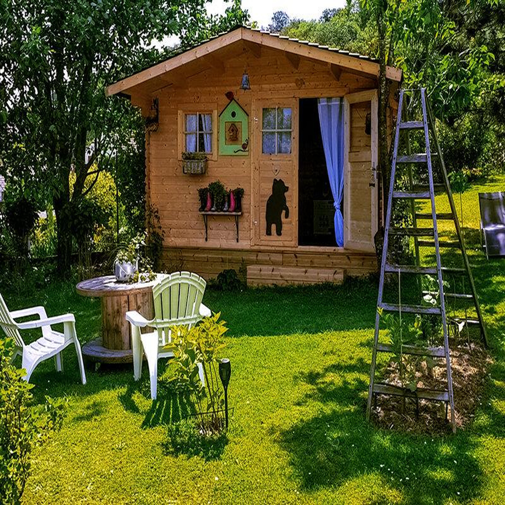 Voir la diapositive 4 : Smartbox Escapade insolite en duo : 2 jours en hébergement atypique - coffret cadeau séjour