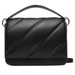 CALVIN KLEIN JEANS Sac Bandoulière  Femme Calvin Klein Jeans Quilted Boxy Flap. Coloris disponibles : Noir